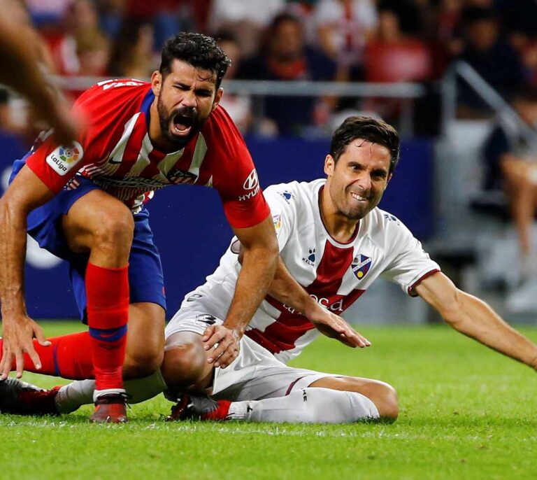 Mediaset se cuela en la batalla por el fútbol: la nueva Mitele Plus tendrá Liga y Champions