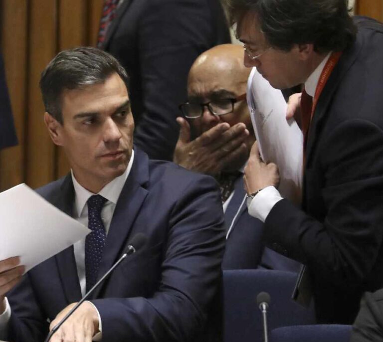 Sánchez viajará este fin de semana a Nueva York y complica aún más el calendario para la investidura