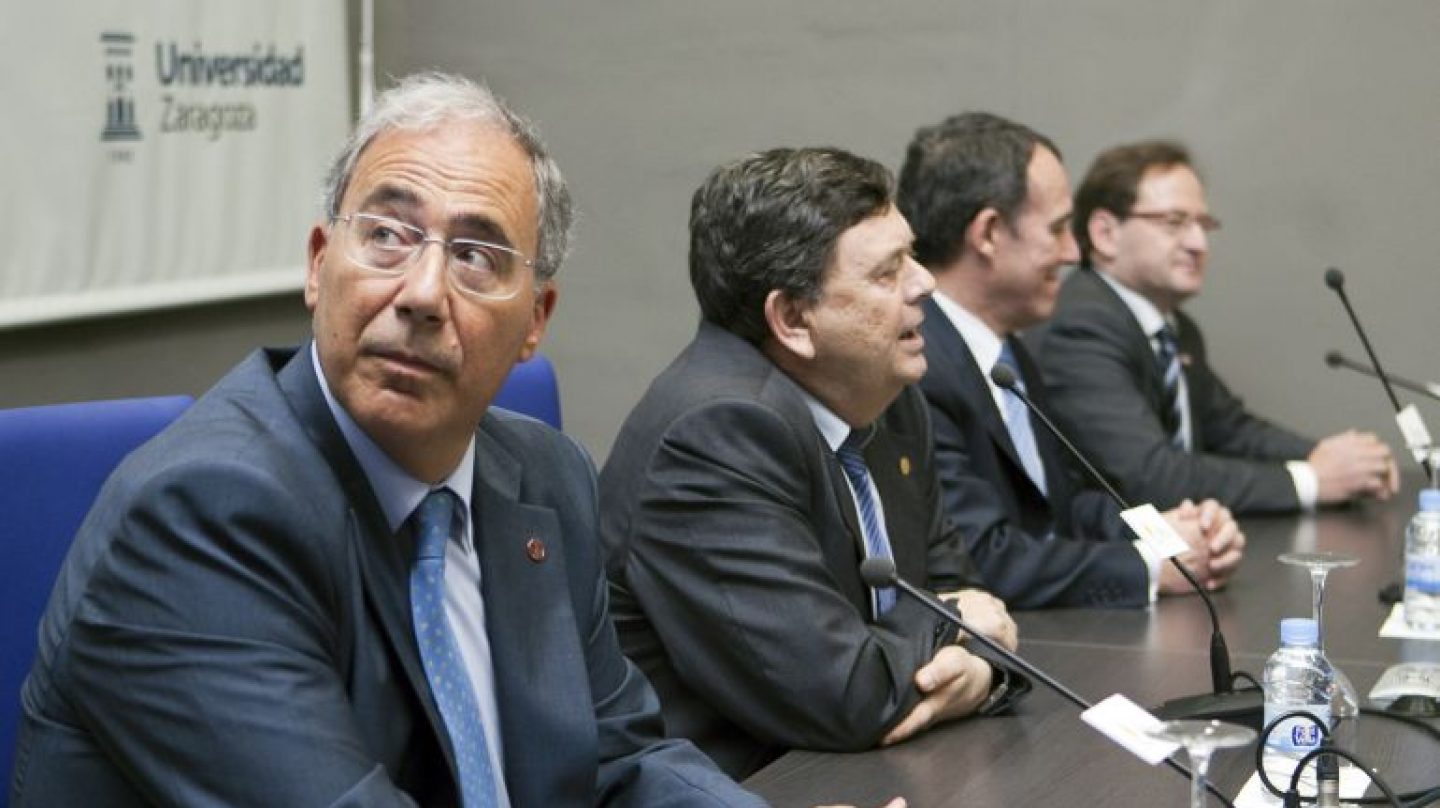 Roberto Fernández.
