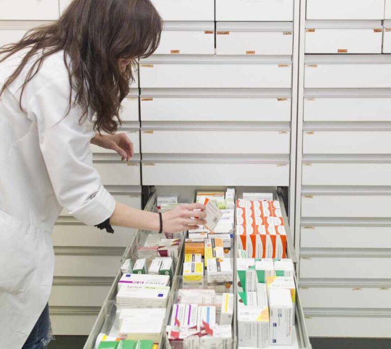 Vender ibuprofeno 600 sin receta conlleva multas de hasta 90.000 euros a la farmacia