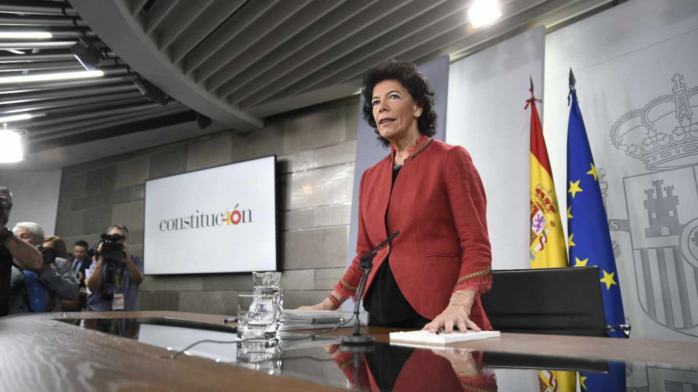 La portavoz ministra del Gobierno, Isabel Celaá.