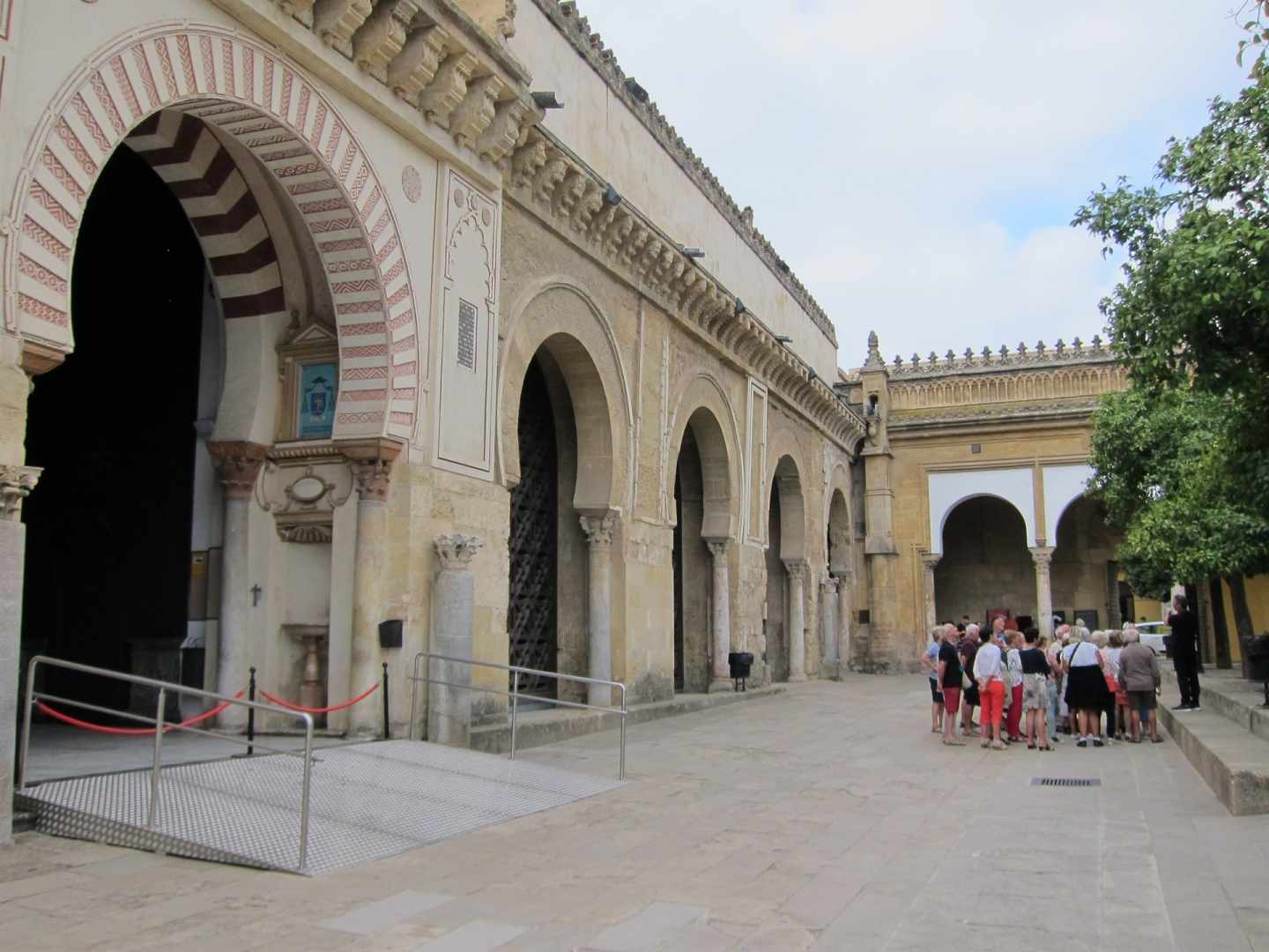 Bienes de la Iglesia Católica.