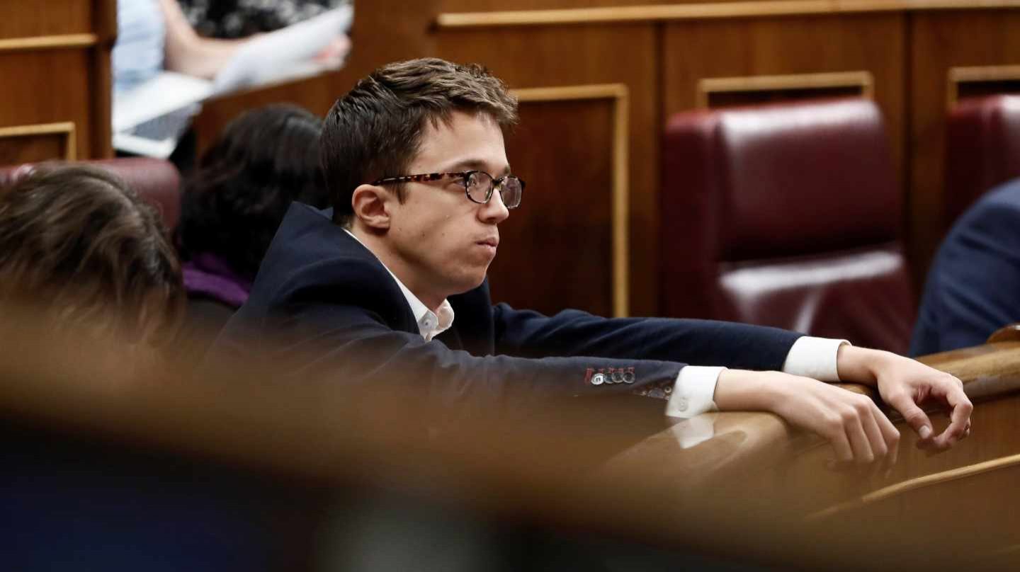 Iñigo Errejón, en su escaño del Congreso de los Diputados.