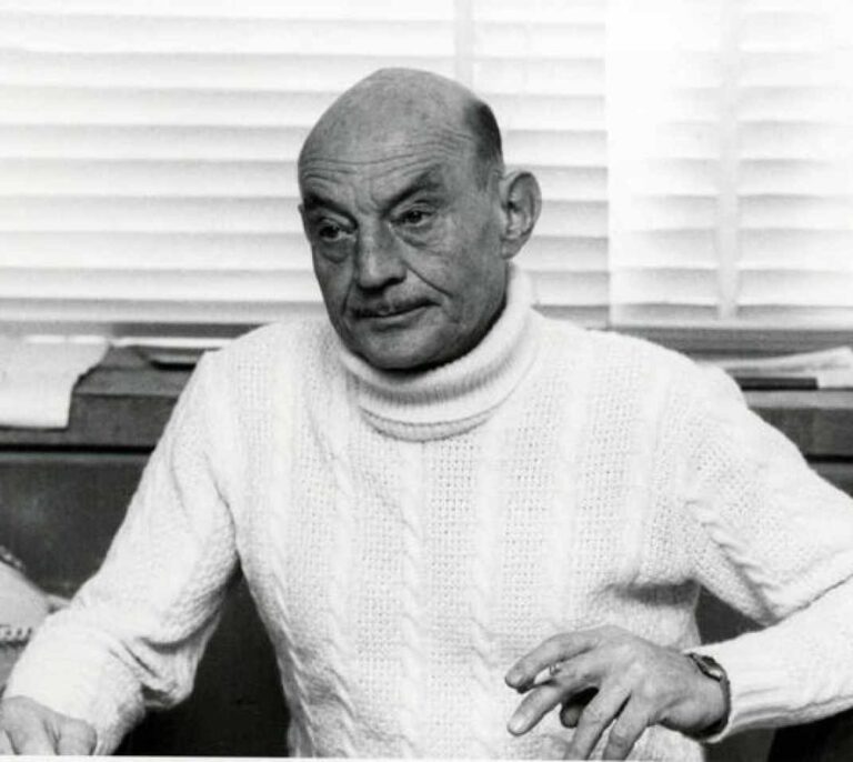 La Biblioteca Nacional recibe el archivo personal del poeta José Hierro
