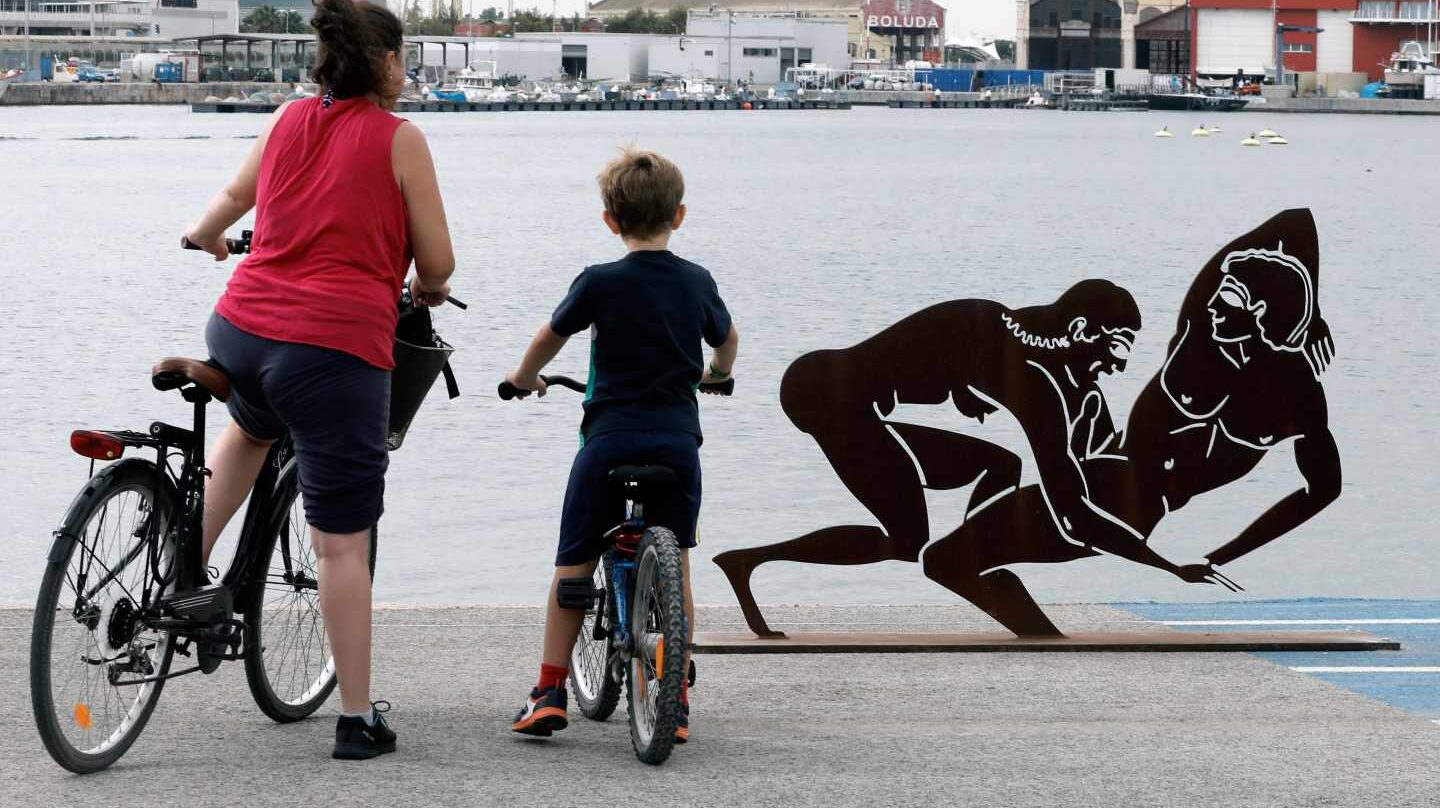 Las esculturas de La Marina de Valencia de Antoni Miró.