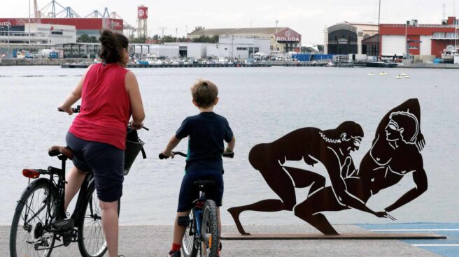 Las esculturas de La Marina de Valencia de Antoni Miró.