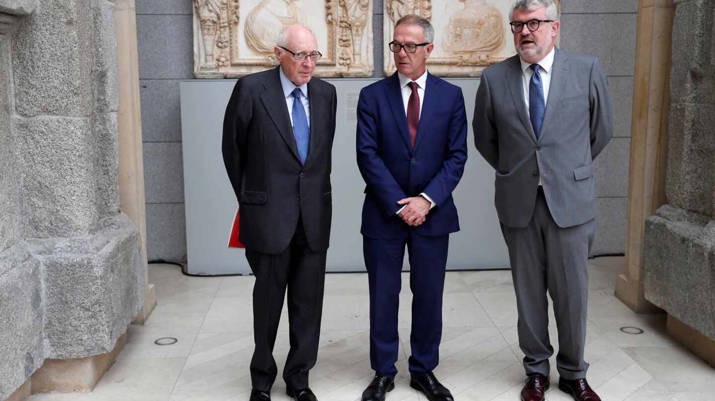 El ministro de Cultura, José Guirao, el presidente del Patronato del Museo, José Pedro Pérez Llorca, y el director del Museo, Miguel Falomir, durante la presentación de los actos extraordinarios con los que conmemora su Bicentenario.
