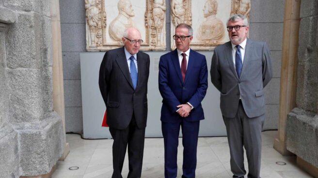 museo-prado El ministro de Cultura, José Guirao, el presidente del Patronato del Museo, José Pedro Pérez Llorca, y el director del Museo, Miguel Falomir, durante la presentación de los actos extraordinarios con los que conmemora su Bicentenario.