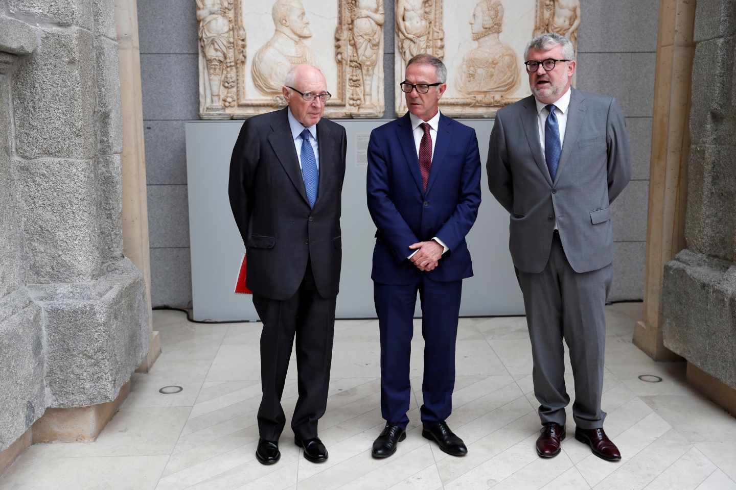 El ministro de Cultura, José Guirao, el presidente del Patronato del Museo, José Pedro Pérez Llorca, y el director del Museo, Miguel Falomir, durante la presentación de los actos extraordinarios con los que conmemora su Bicentenario.