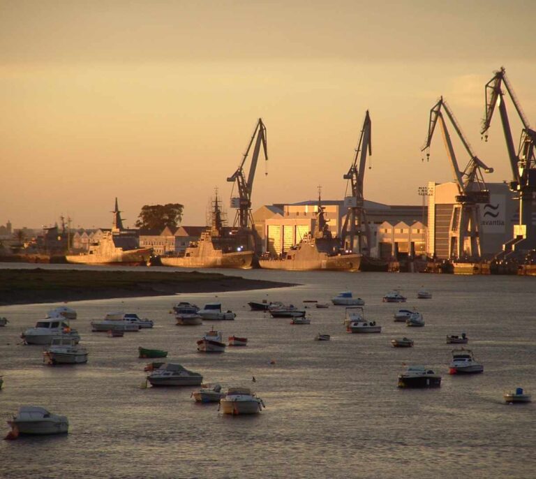 Susana Díaz exige al Gobierno que garantice el empleo en la Bahía de Cádiz