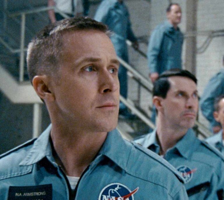 Ryan Gosling emula a Armstrong en la Luna y rechaza las críticas de Trump