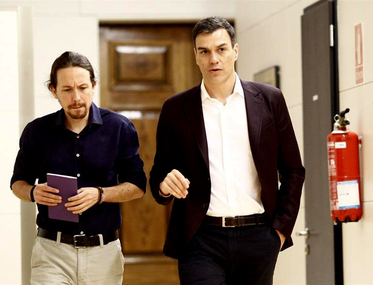 Sánchez sólo podría gobernar pactando con Podemos y los separatistas