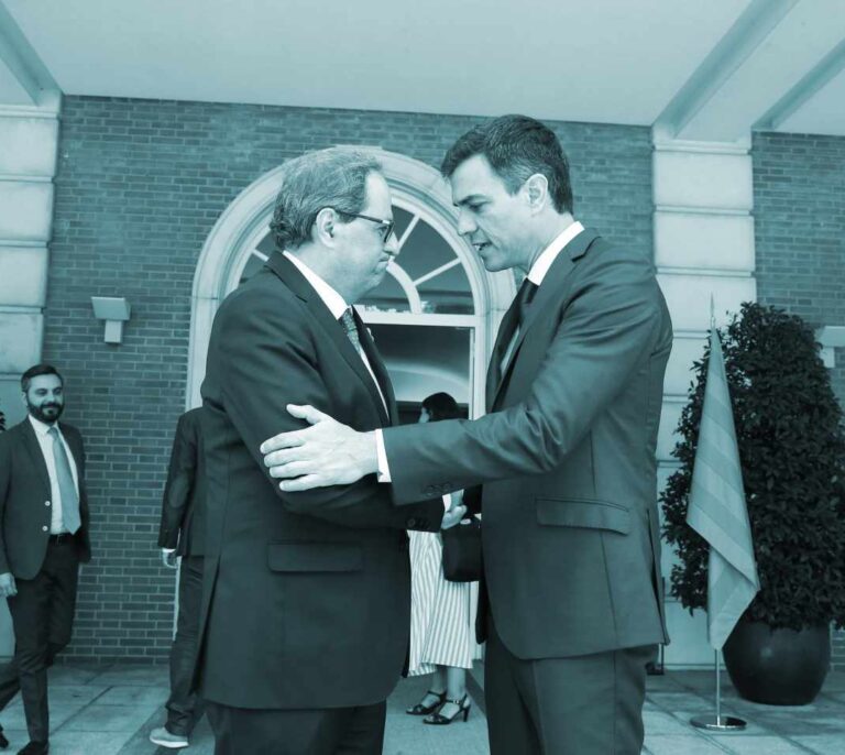 Sánchez cambia en Cataluña el suflé por el globo