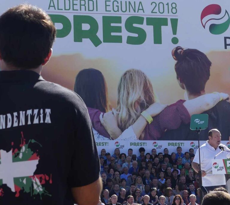 El PNV revalidaría y ampliaría su mayoría en Euskadi gracias a la caída del PP