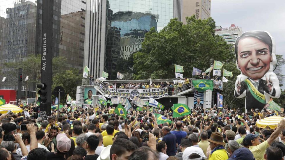 Por quién votan las empresas españolas en Brasil.