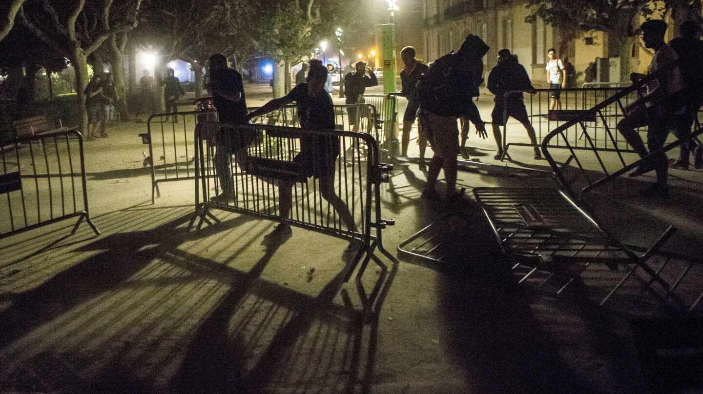 Incidentes en el Parlament protagonizados por los radicales de los CDR.