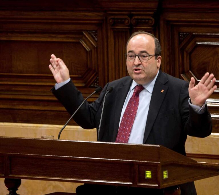 El Constitucional se inclina por no anular la votación del veto a Iceta como senador