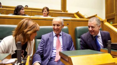 Urkullu alaba la "buena voluntad" de Sánchez frente a la inacción de Rajoy