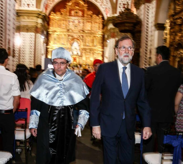 Rajoy reaparece en Quito: culpa a "la extrema izquierda y los independentistas" de su cese