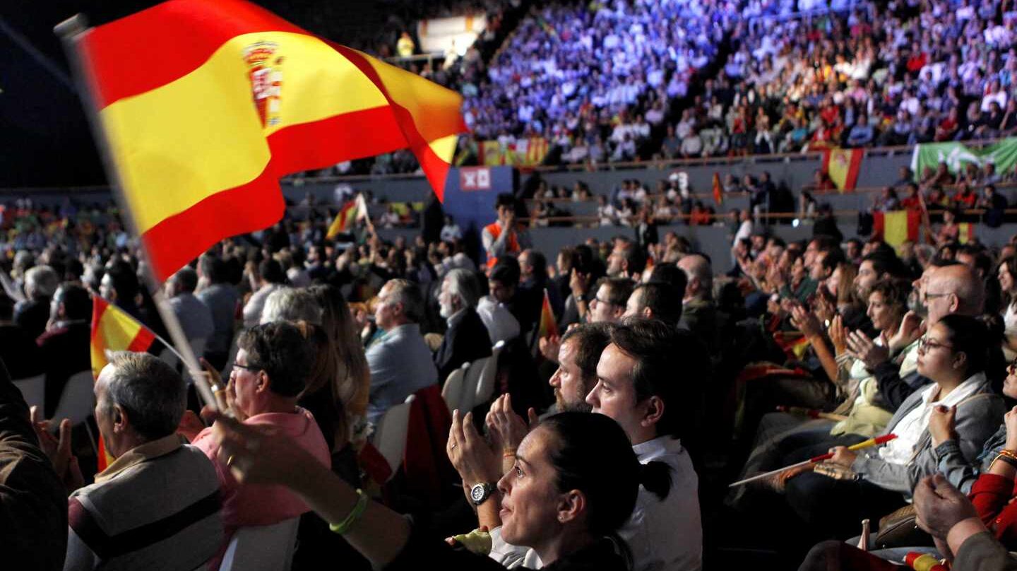 Acto convocado por Vox hoy en el Palacio de Vistalegre de Madrid, con el objetivo de llenar el recinto de banderas de España y exigir la convocatoria de elecciones anticipadas.