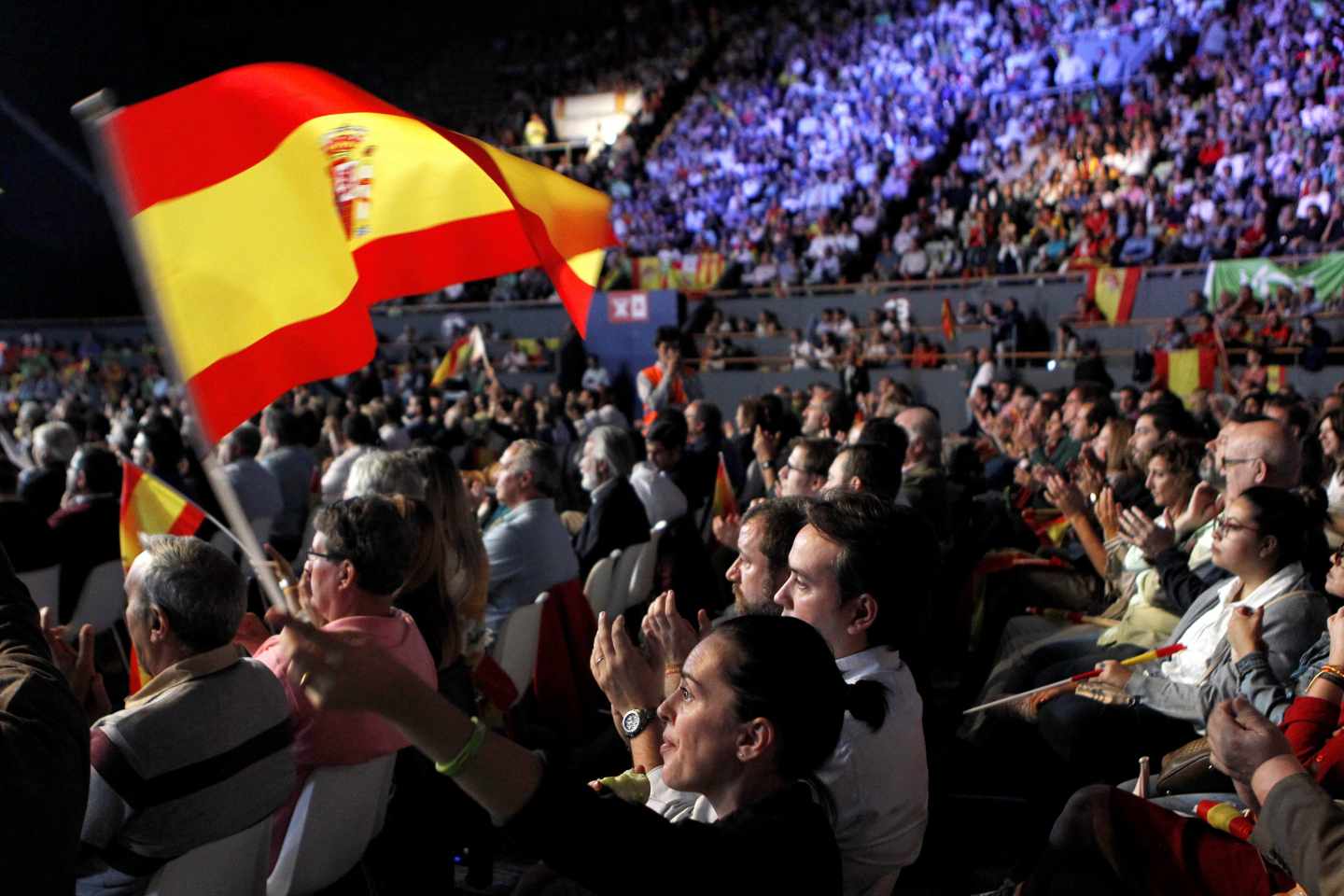 Acto convocado por Vox hoy en el Palacio de Vistalegre de Madrid, con el objetivo de llenar el recinto de banderas de España y exigir la convocatoria de elecciones anticipadas.