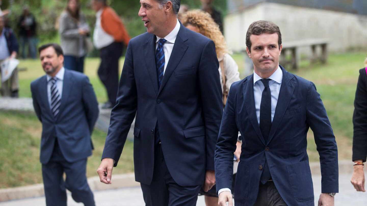 García Albiol y Casado llegan al funeral de Caballé en Barcelona.