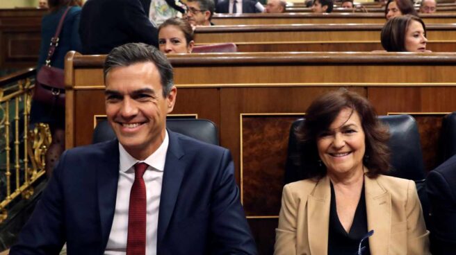 Pedro Sánchez acusa a Casado de "romper la lealtad de la oposición en cuestiones de Estado"