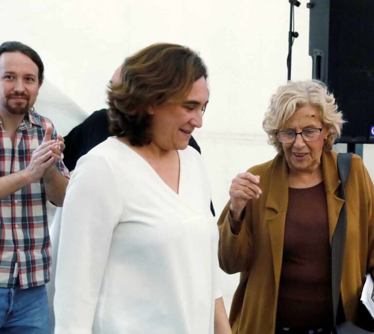 Iglesias alardea de buena gestión con Colau y Carmena y anima a la coalición con el PSOE