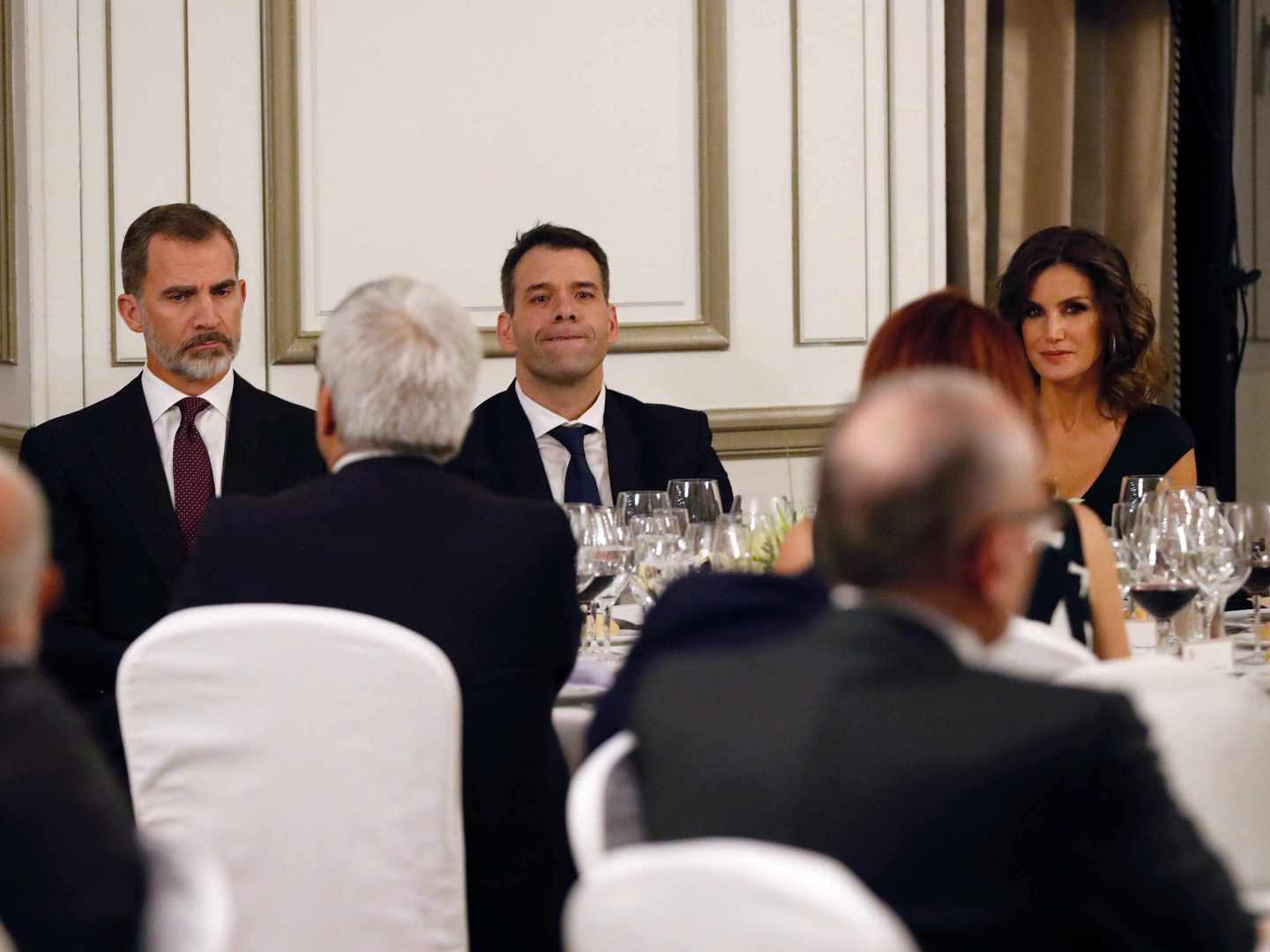 Rubén Amón, junto a los Reyes en la entrega del Premio Cerecedo.