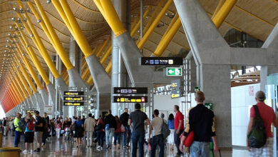 Las aerolíneas exigen a Aena que rebaje aún más las tasas y que asuma el coste reduciendo el dividendo