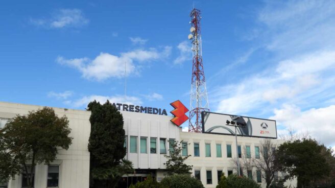 Atresmedia_Corporación,_entrada_principal Sede de Atresmedia