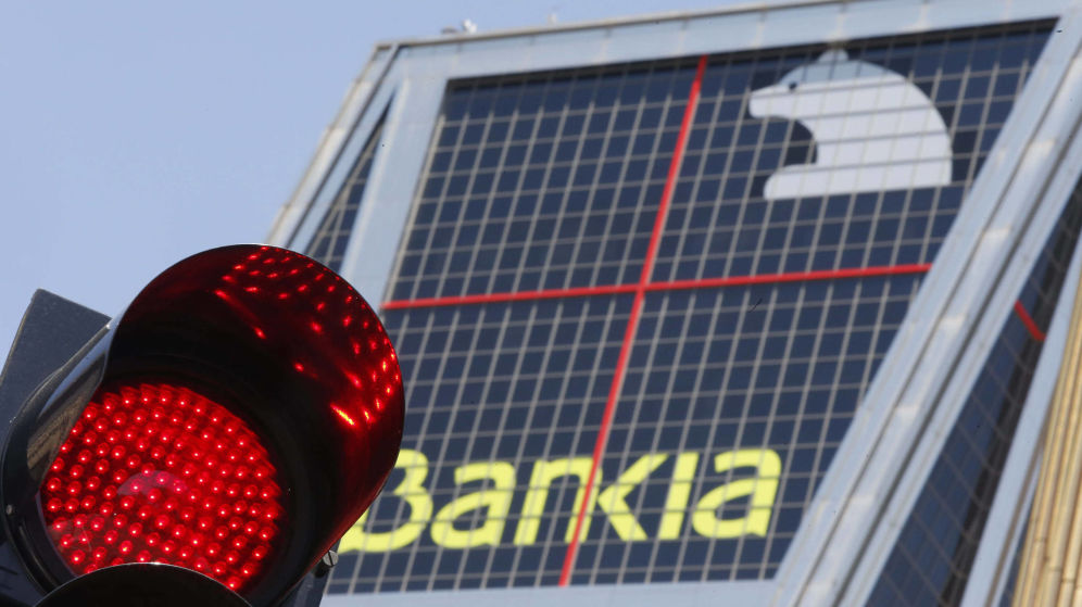 Bankia traspasa a Lone Star activos inmobiliarios y créditos dudosos valorados en 3.070 millones