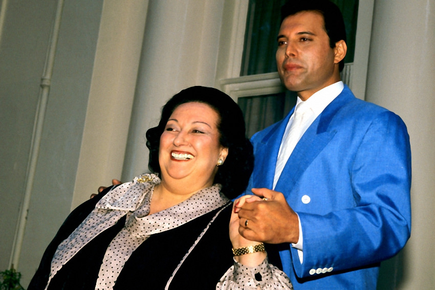 Montserrat Caballé y Freddie Mercury, en Barcelona en 1987.