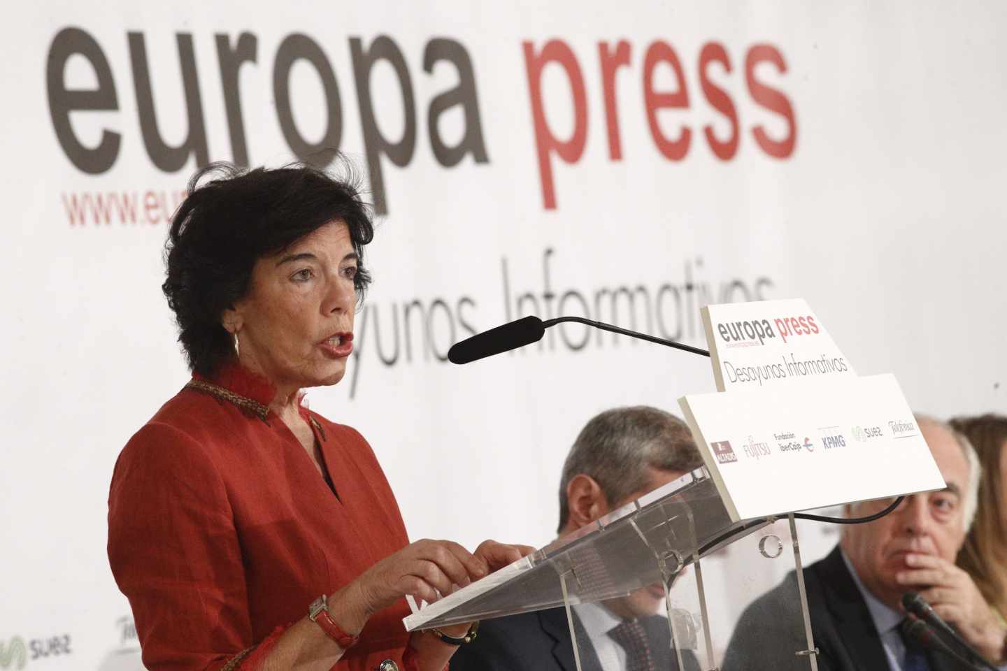 La portavoz del Gobierno, Isabel Celaá.
