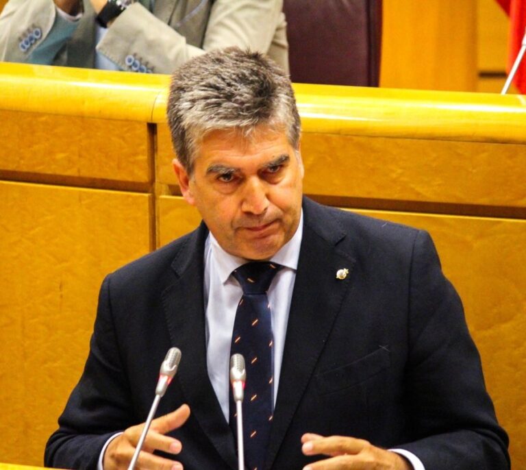 Cosidó niega haber coordinado una operación para rescatar los papeles de Bárcenas