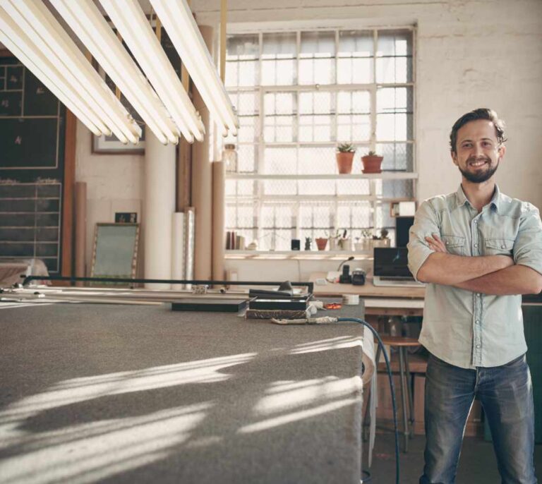¿Qué es mejor? ¿Emprender siendo autónomo o creando una Sociedad?