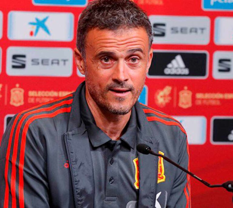 Luis Enrique ataca a los políticos: "Sólo piensan en sus intereses"