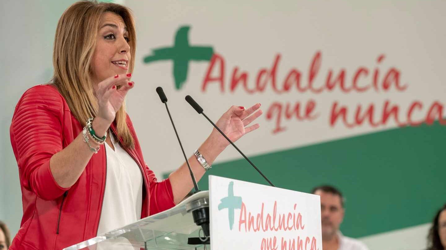 La presidenta andaluza, Susana Díaz, durante su intervención en la reunión del comité director del PSOE-A hoy en Sevilla, donde ha sido nombrada candidata a las elecciones andaluzas.