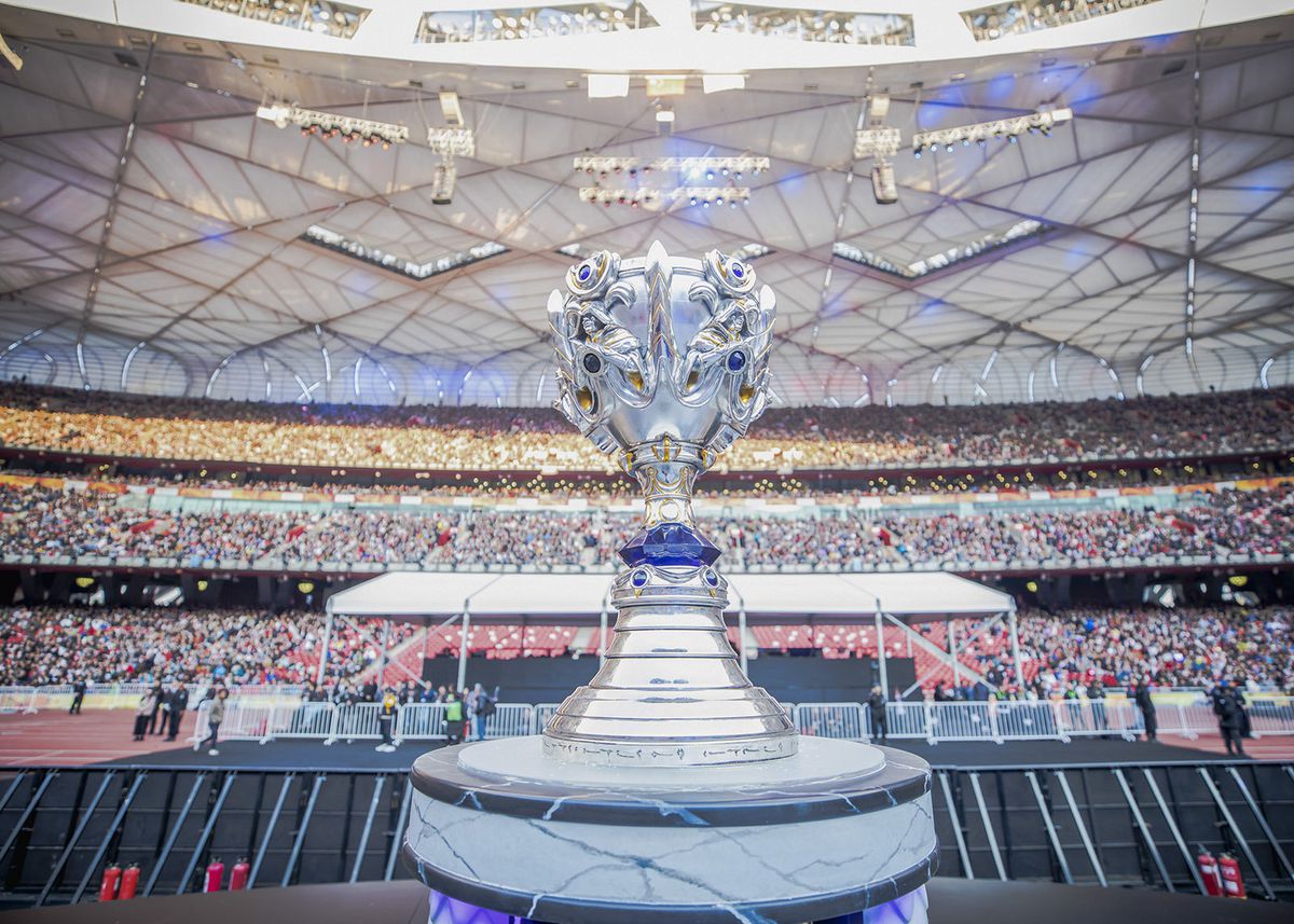 Copa del invocador para el ganador del Mundial de League of Legends