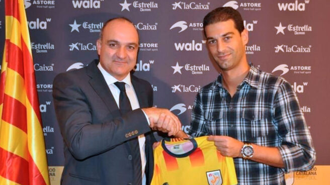 Detenido un vicepresidente de la Federación Española de Fútbol por el 'caso Villar' Andreu Subies y Gerard López, en una imagen de su etapa como presidente de la territorial catalana.