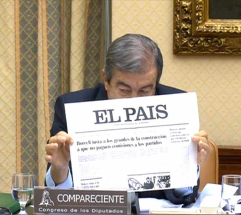 Álvarez Cascos tacha la comisión Bárcenas de "inquisitorial" y niega una caja B en el PP