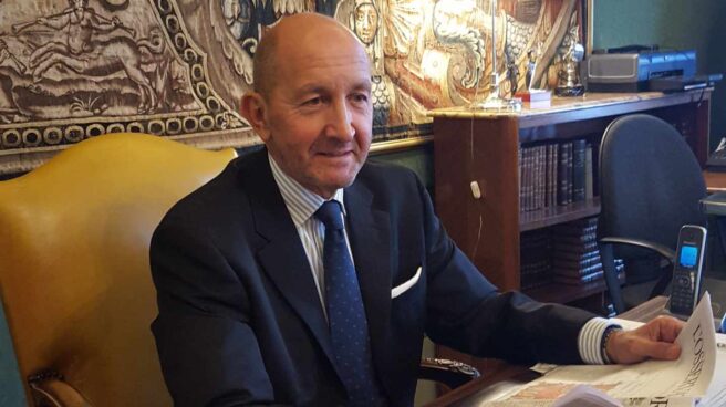 El Gobierno ninguneó al embajador en los preparativos y rechazó su presencia en la reunión con el 'número dos' del Papa