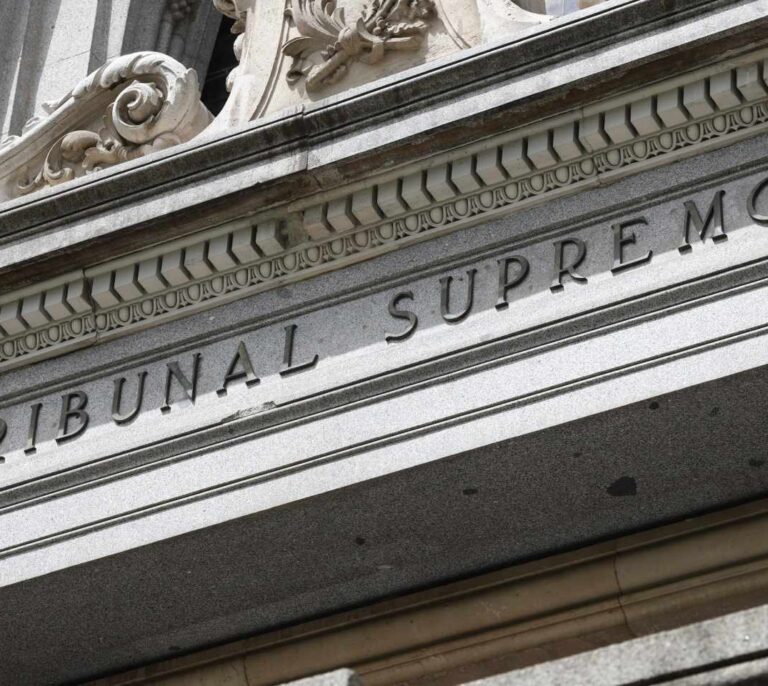 La mitad de jueces del TS, a favor de que el cliente pague el impuesto hipotecario