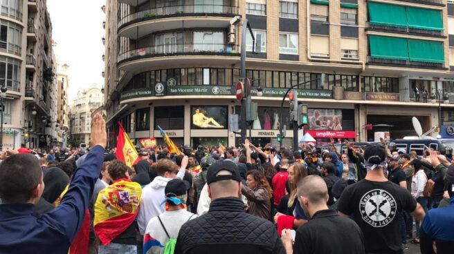 Máxima tensión con los grupos 'ultras' en las manifestaciones del 9 de octubre en Valencia
