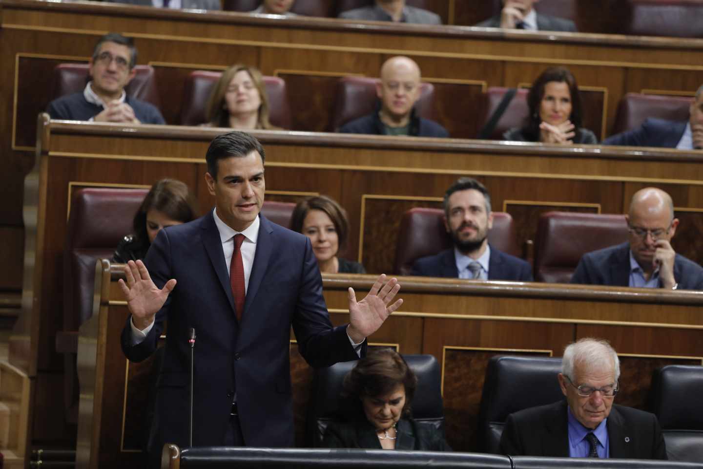 El presidente del Gobierno, Pedro Sánchez, durante la sesión de control en el Congreso.