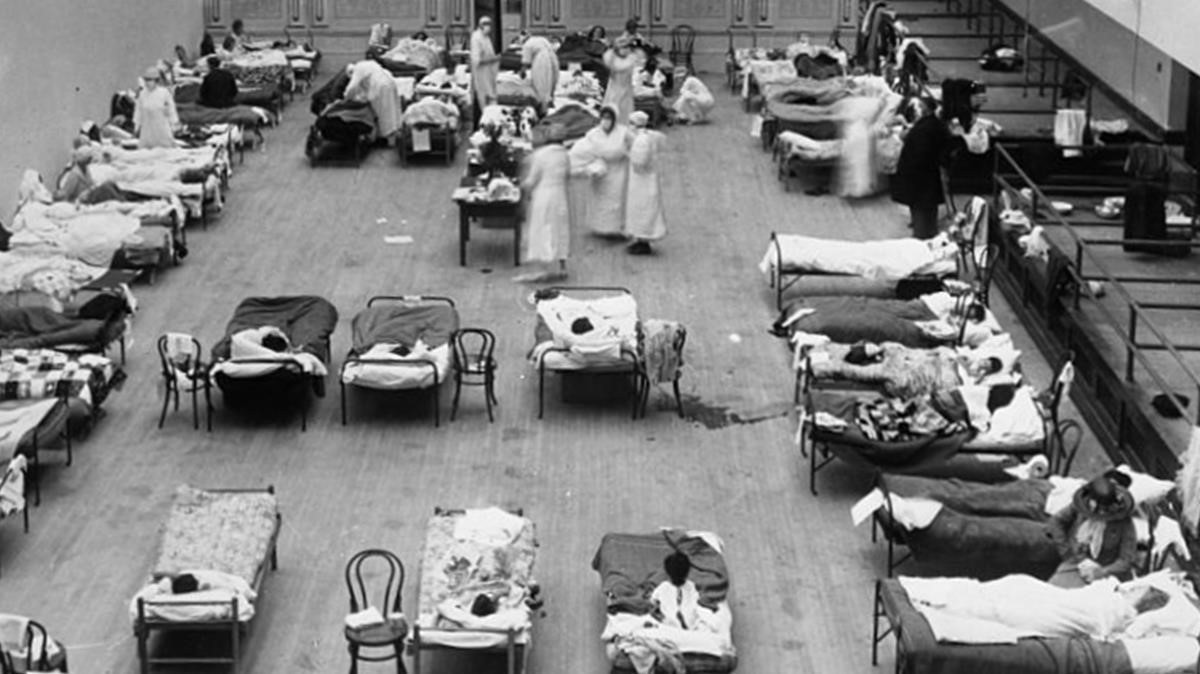Hospital de emergencia durante la pandemia de gripe de 1918.