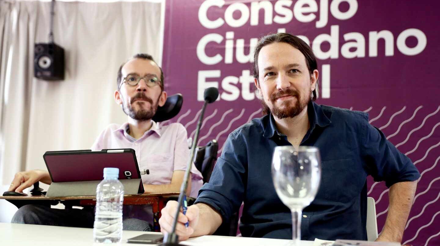 Pablo Iglesias y Pablo Echenique, tras el Consejo Ciudadano Estatal de Podemos.