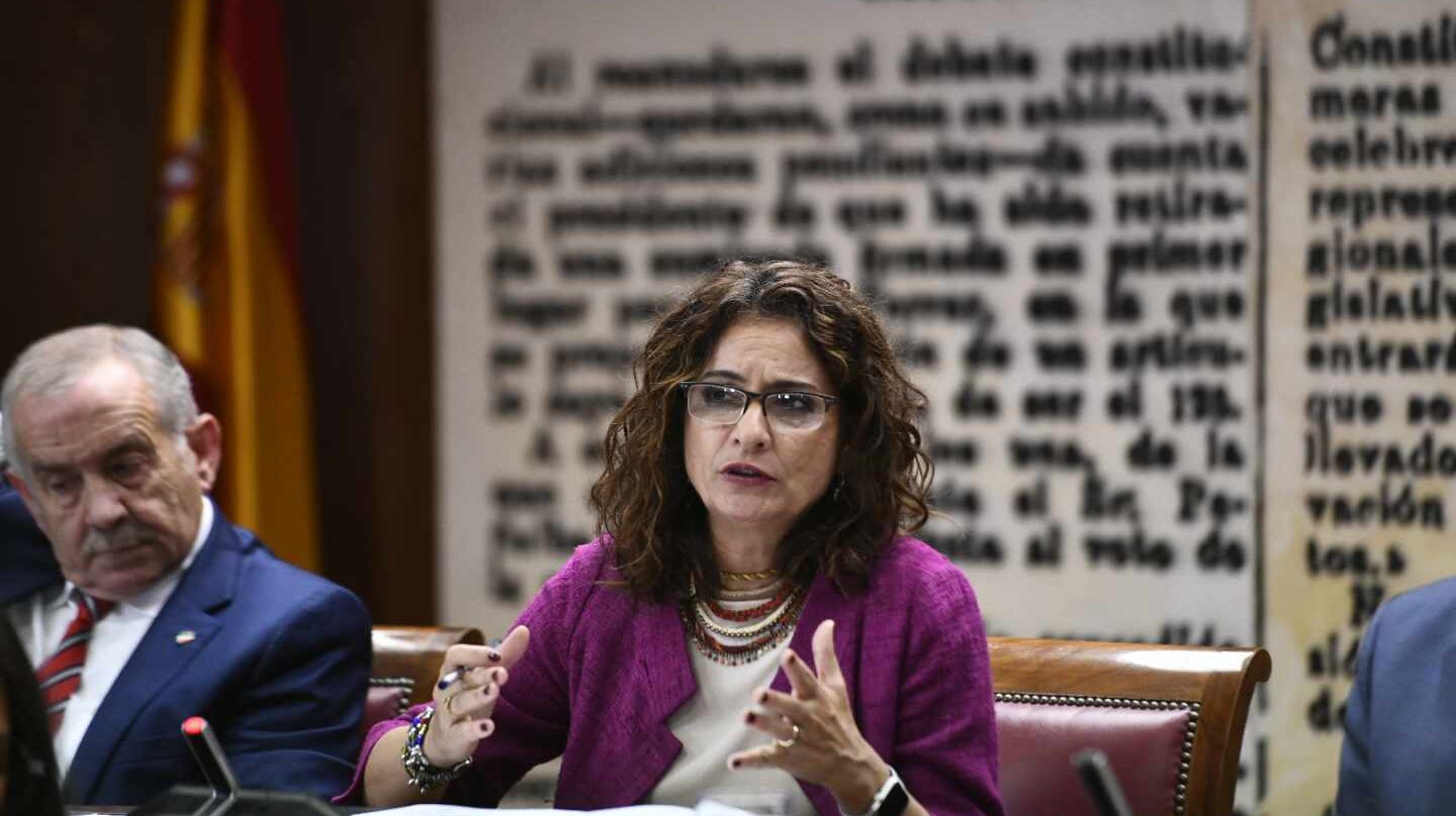 La ministra de Hacienda, María Jesús Montero, durante su intervención en el Senado.