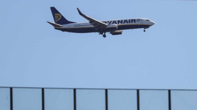 Un avión de la aerolínea de bajo coste Ryanair.