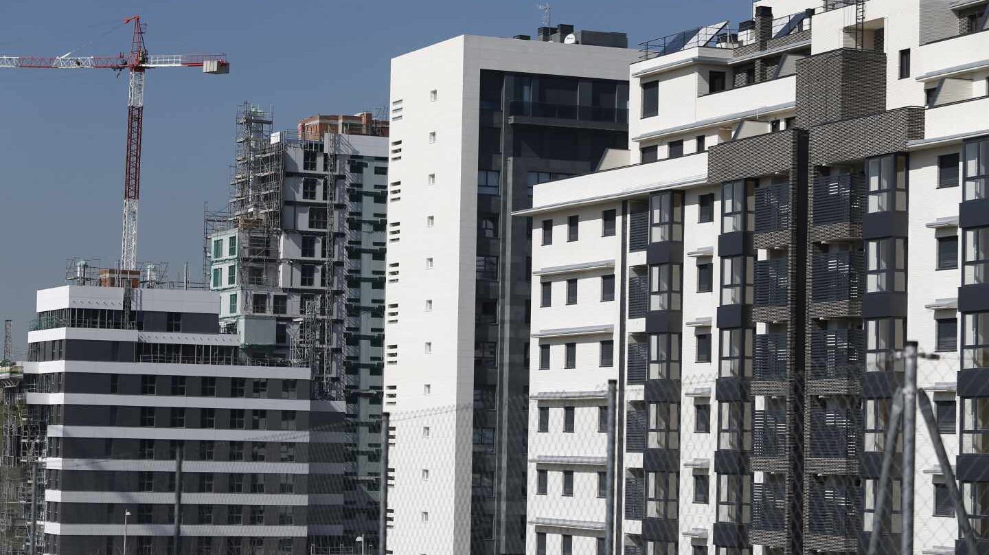 Valencia, Cataluña y Andalucía concentran la mitad de los pisos nuevos vacíos.
